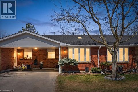 1030 COLBORNE Street E Unit# 29 Brantford ON N3T5L7