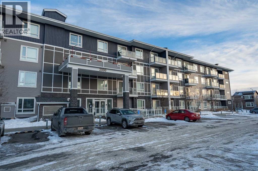 2205, 76 Cornerstone Passage NE