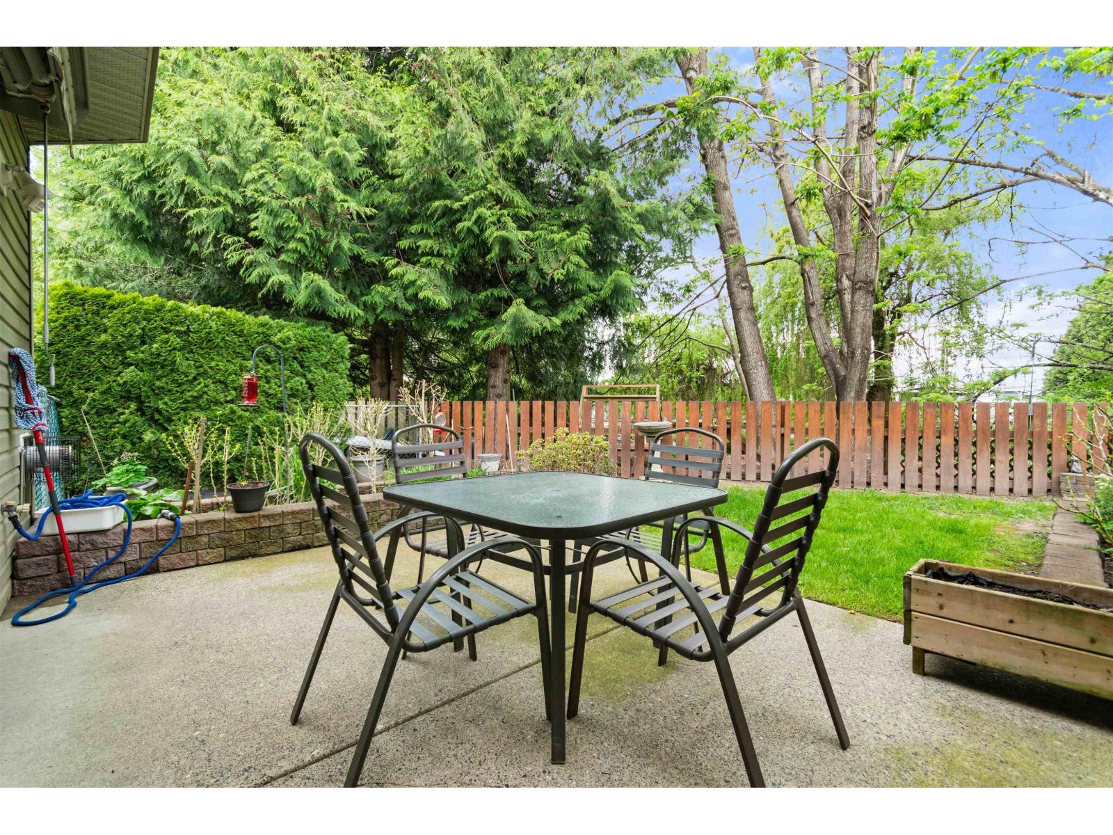 8 46277 CESSNA DRIVE|Chilliwack Proper South