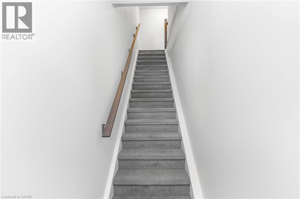 760 LAKESHORE Road E Unit# 206