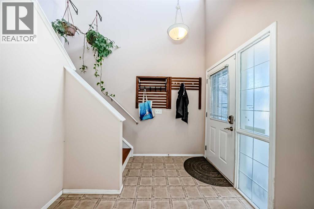 238 Bridleridge Way SW