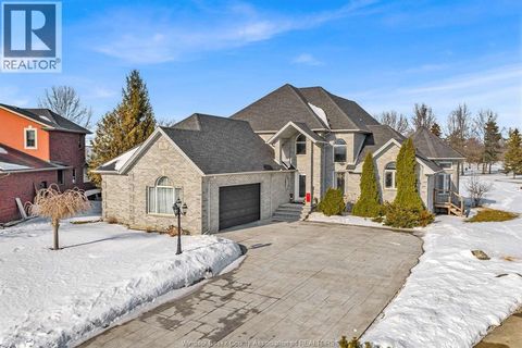 7054 Eagle CRESCENT Amherstburg ON N0R1J0
