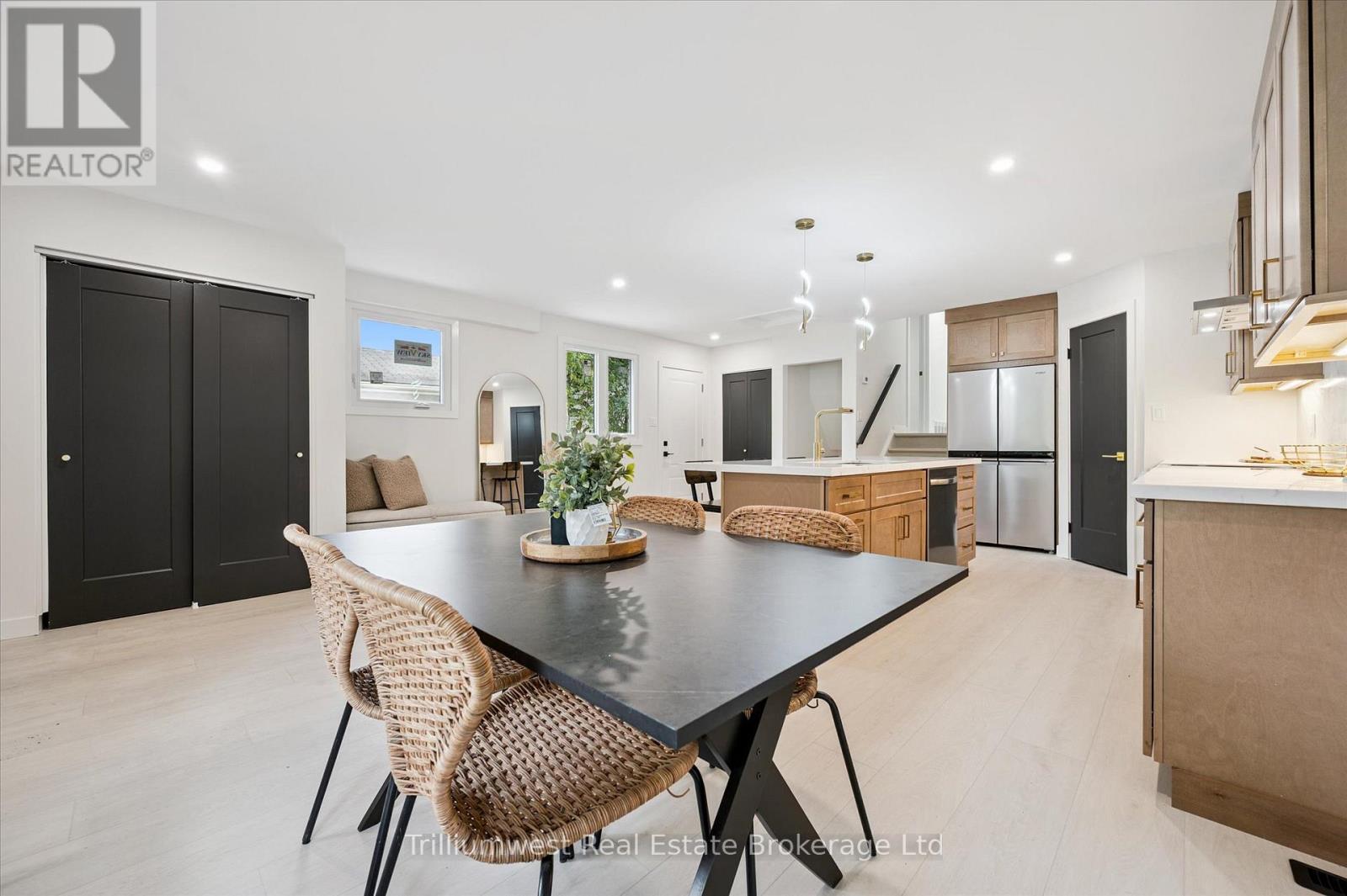 459 DRUMMERHILL CRESCENT