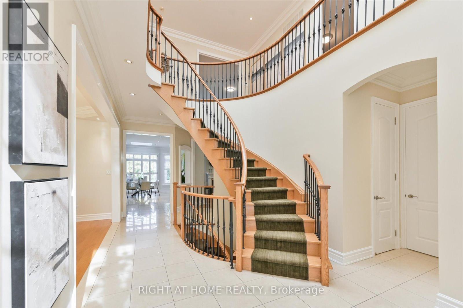 154 CHARLTON BOULEVARD