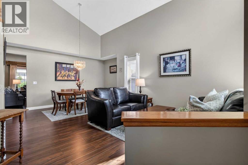 210 Douglas Ridge Place SE
