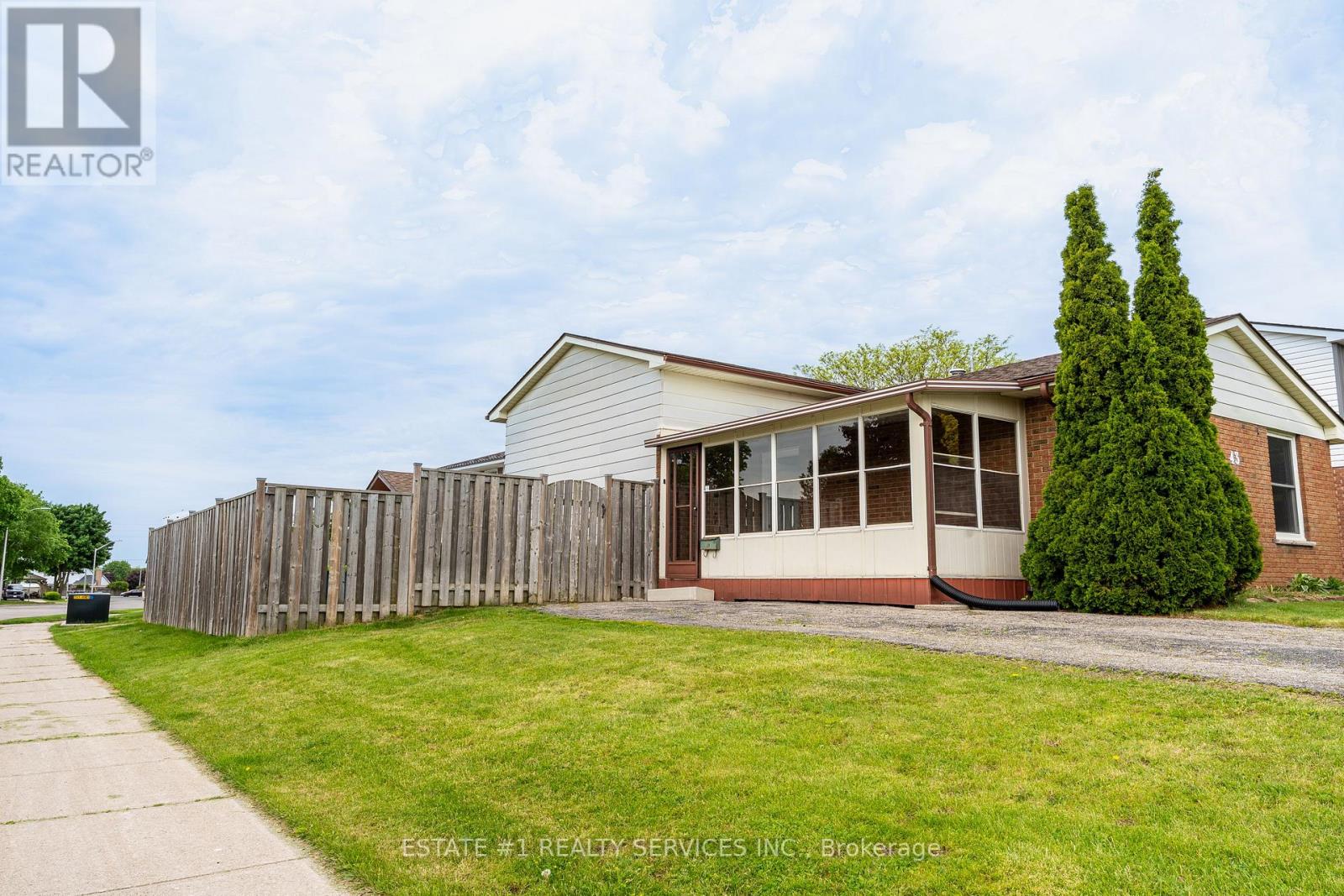 43 DYER STREET