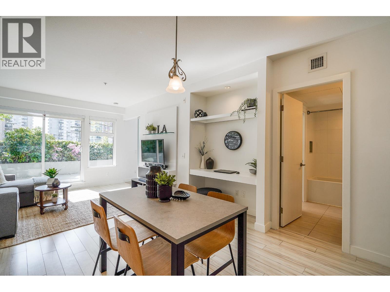 214 111 E 3RD STREET