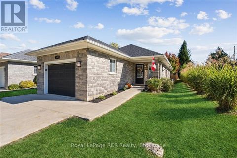 1807 8TH AVENUE W Owen Sound ON N4K0A7