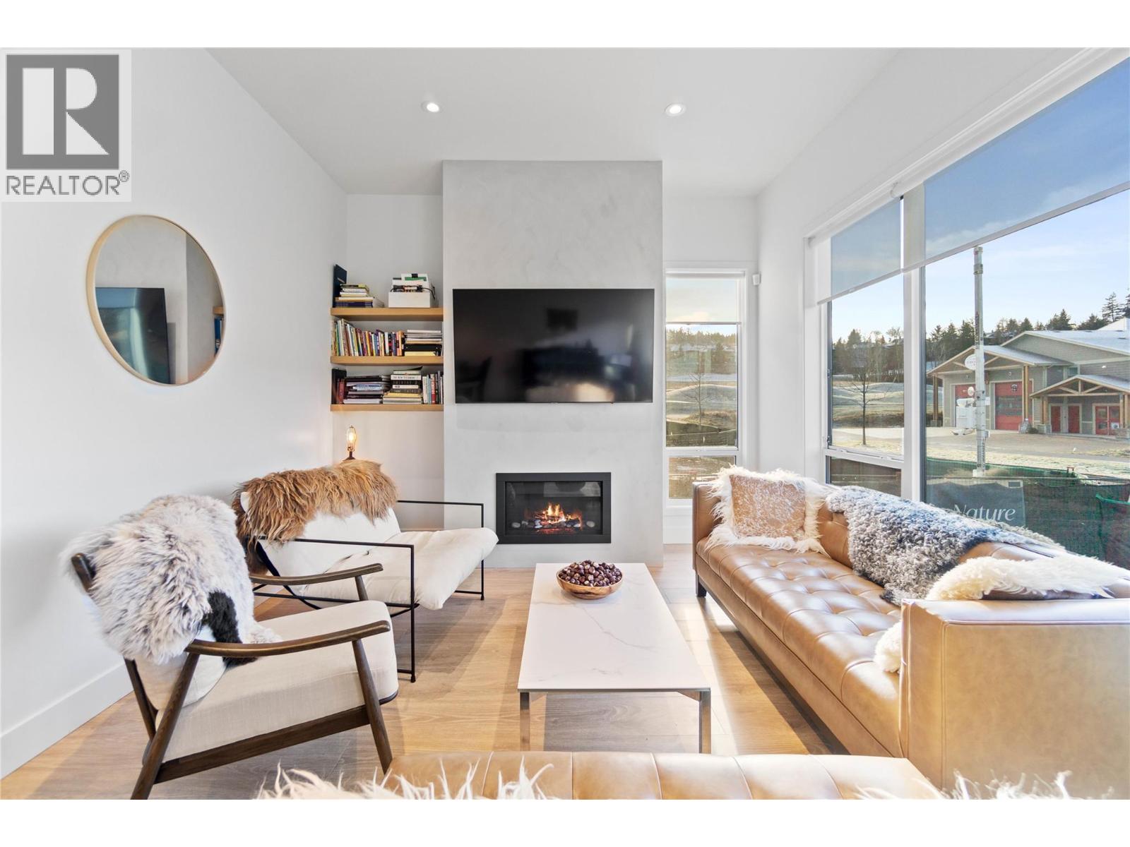 105 Predator Ridge Drive Unit# 1