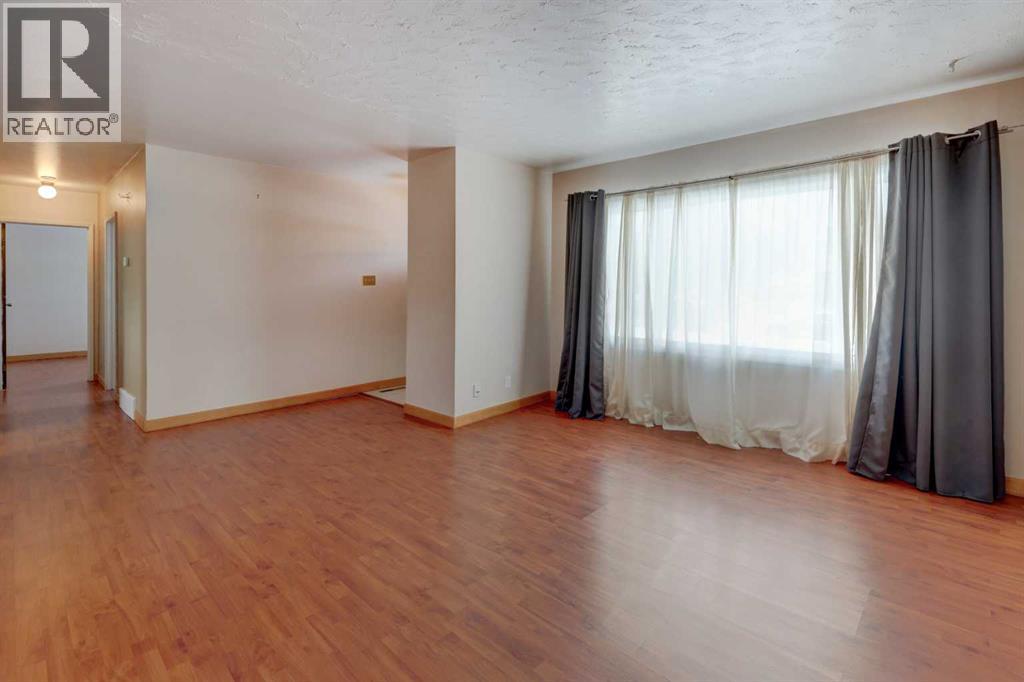 4513 Forman Crescent SE