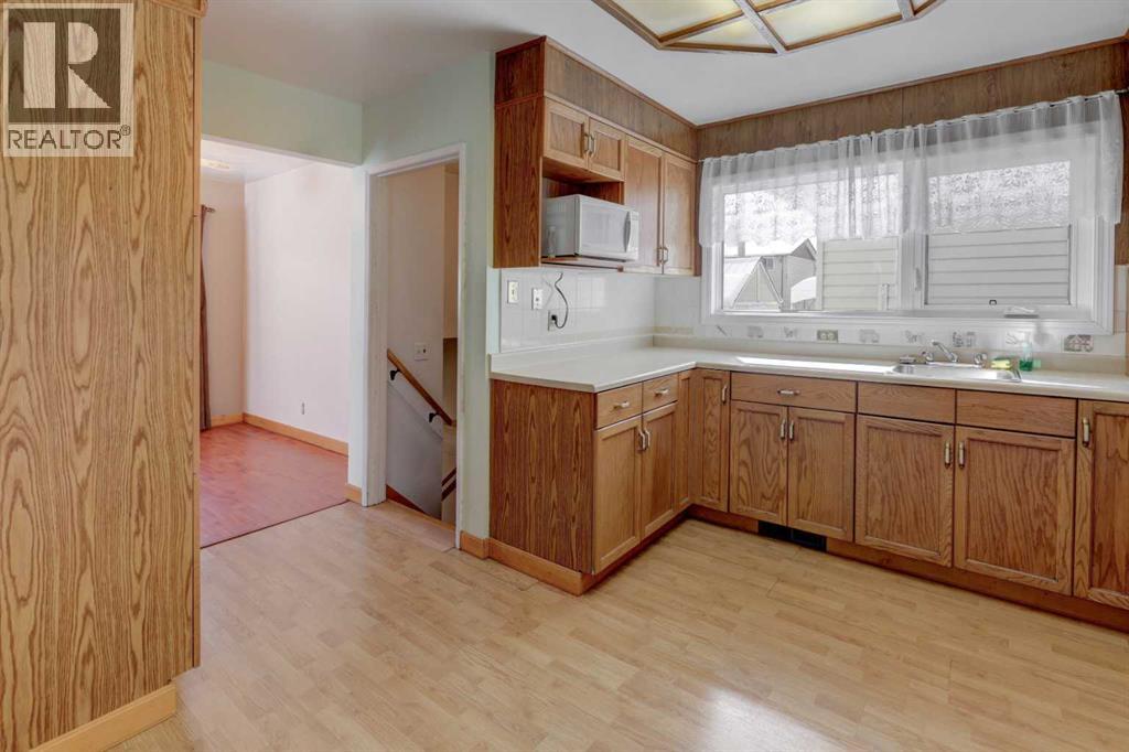 4513 Forman Crescent SE