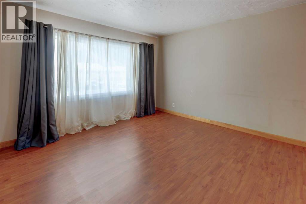 4513 Forman Crescent SE