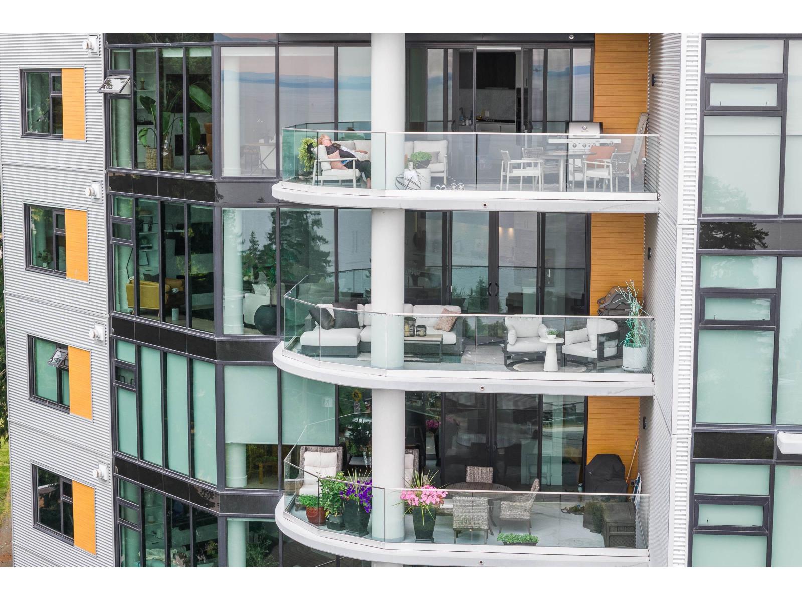 602 14825 THRIFT AVENUE