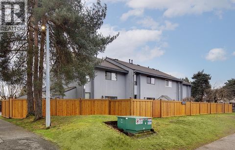 3 19022 119B AVENUE Pitt Meadows BC V3Y1X5