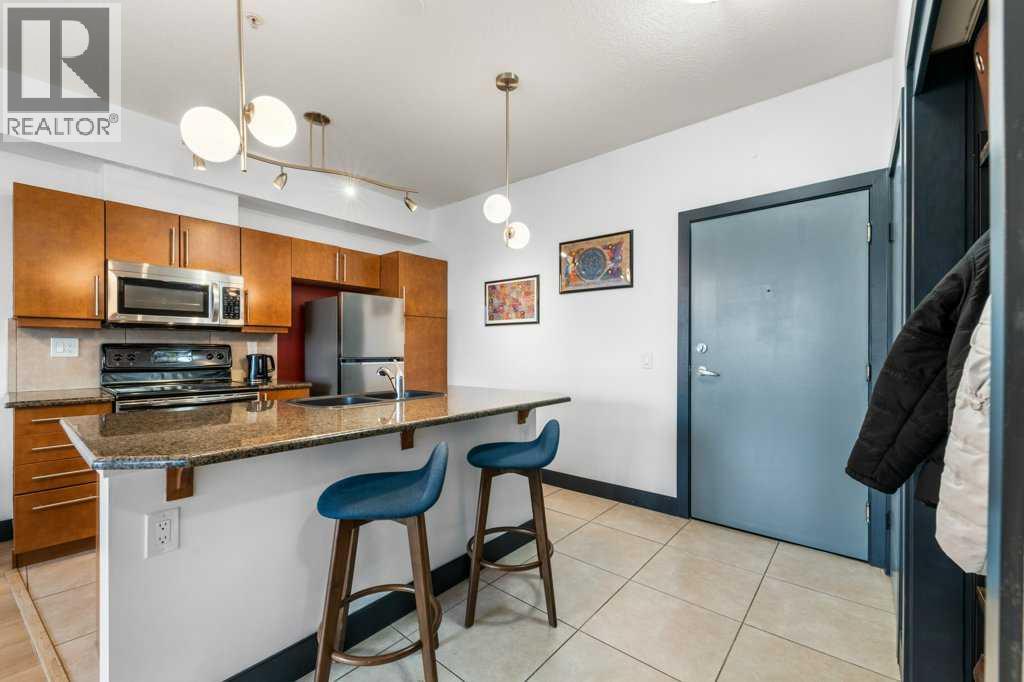 306, 2307 14 Street SW