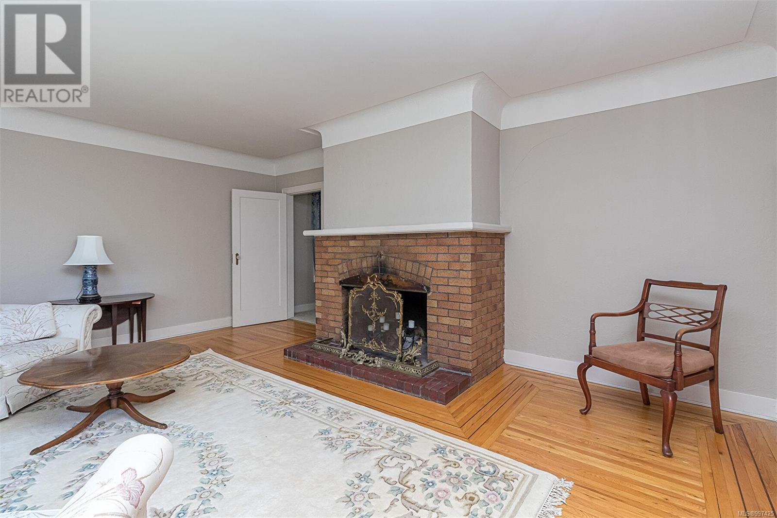 865 St. Patrick St