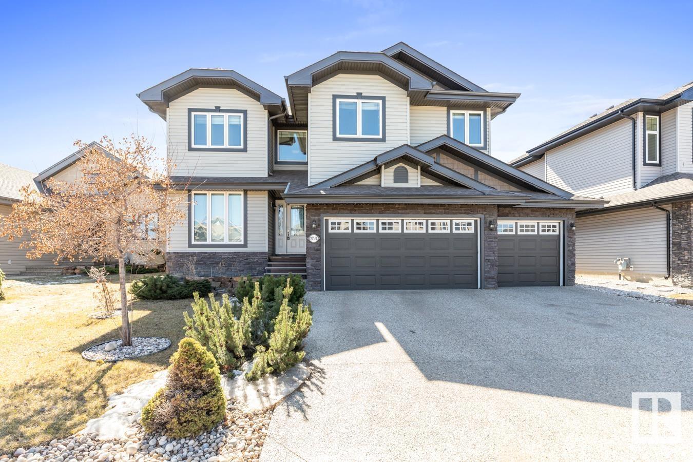 20511 93 AV NW