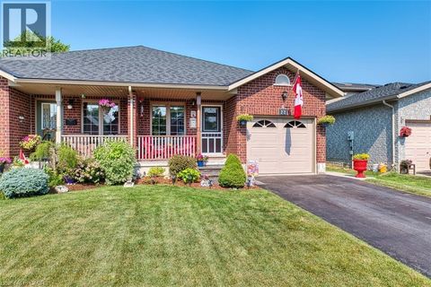 22 COLLEGE Street Stratford ON N5A4R4