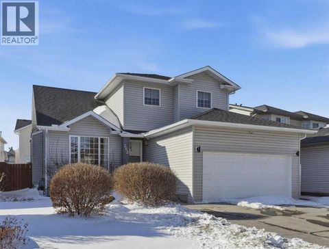 263 Coral Keys Drive NE Calgary AB T3J3K5