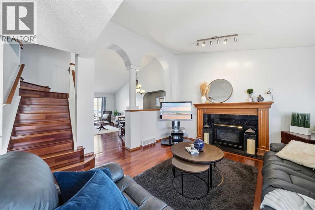 263 Coral Keys Drive NE