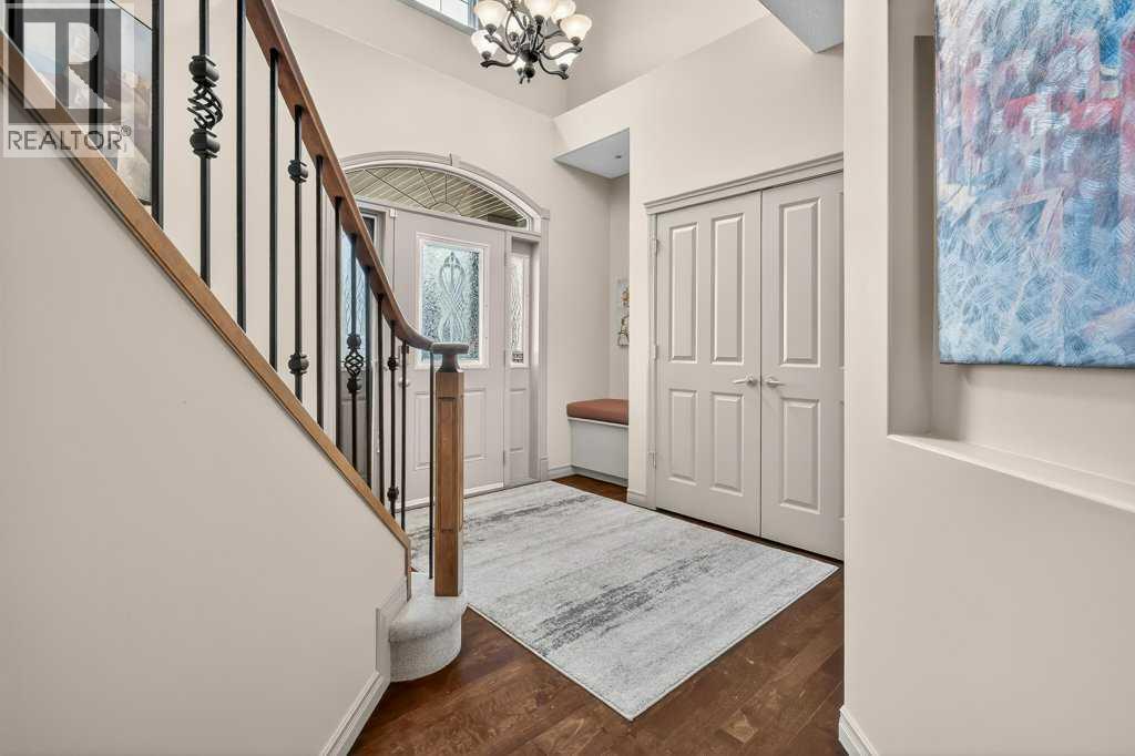 203 Crystal Green Point