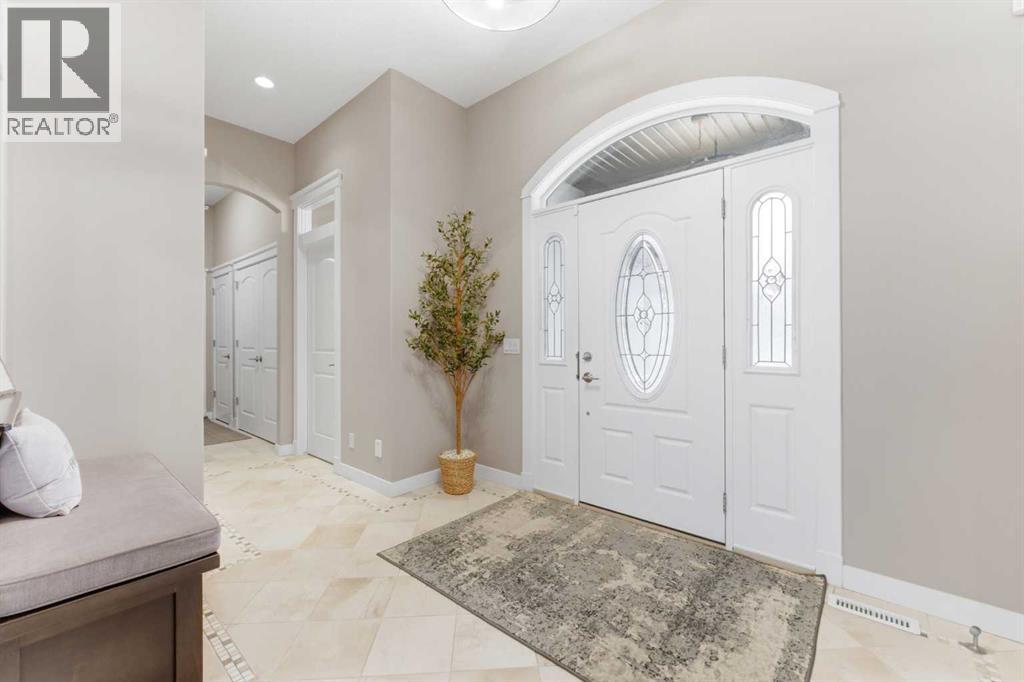 187 Cranarch Circle SE