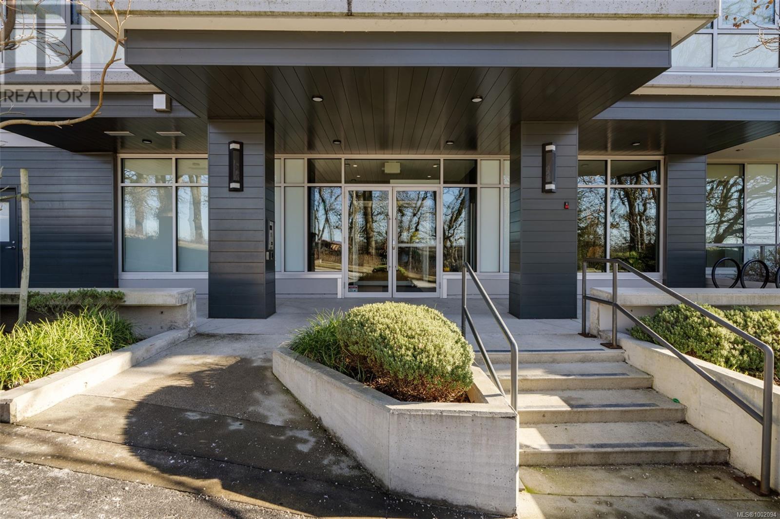 805 4009 Rainbow Hill Lane