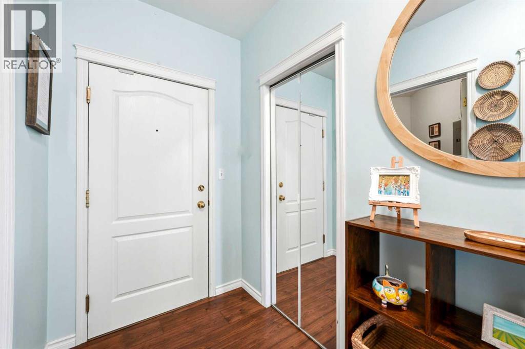 207, 60 Promenade Way SE