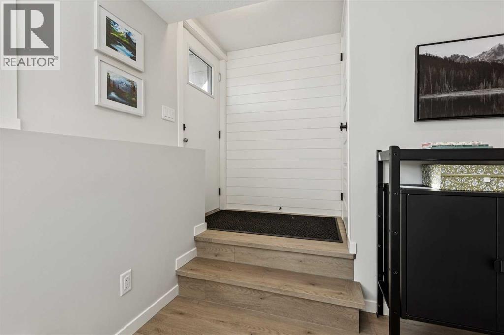 105, 135 Mahogany Parade SE