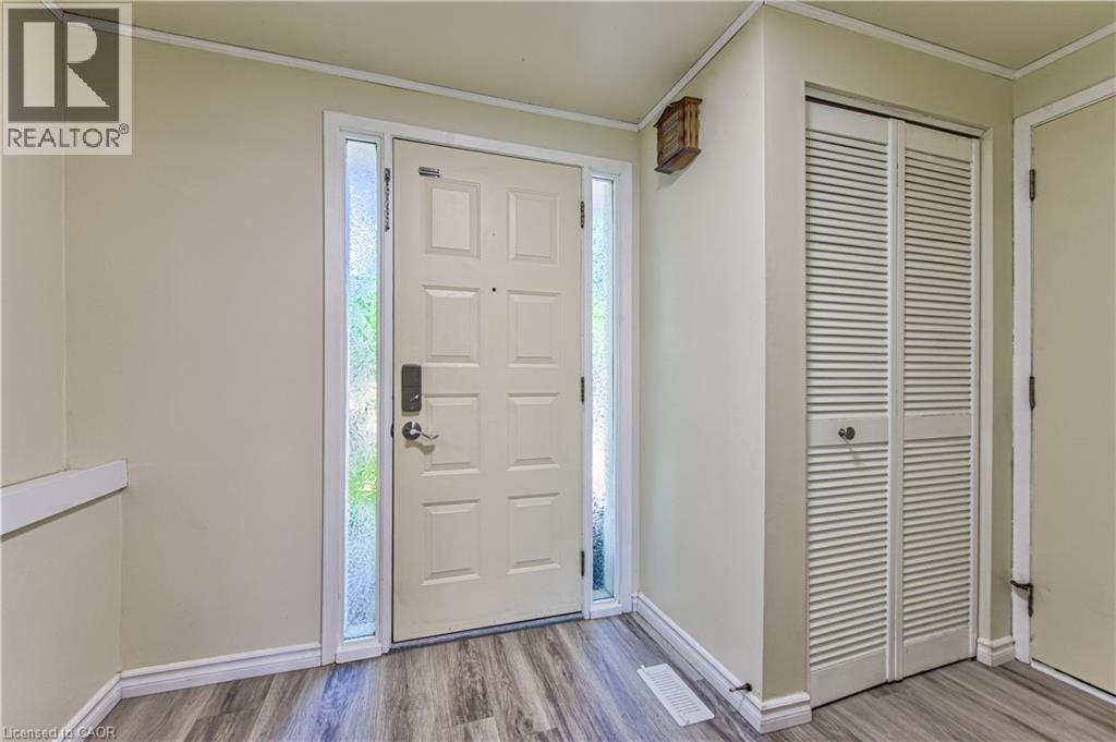 164 WHITE PINE Crescent