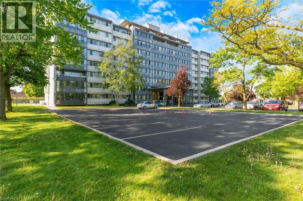 24 MIDLAND Drive Unit# 306
