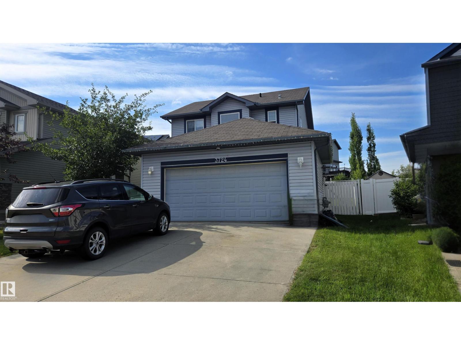 3724 163 AV NW