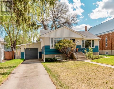 533 18 Street S Lethbridge AB T1J3E6