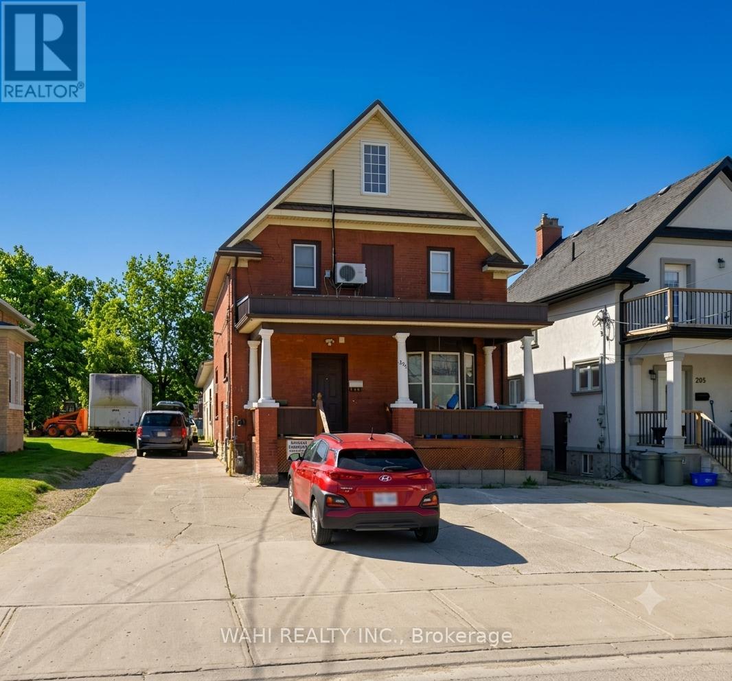 209 BREITHAUPT STREET