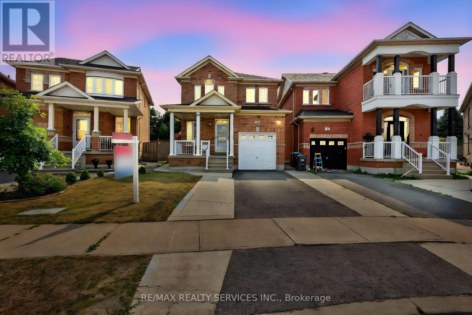 18 FISHING CRESCENT