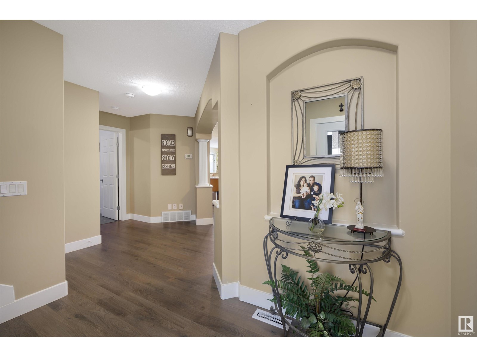 133 CASTLE DR NW
