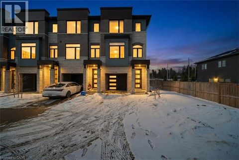 314 EQUESTRIAN Way Unit# 13 Cambridge ON N3E0E4