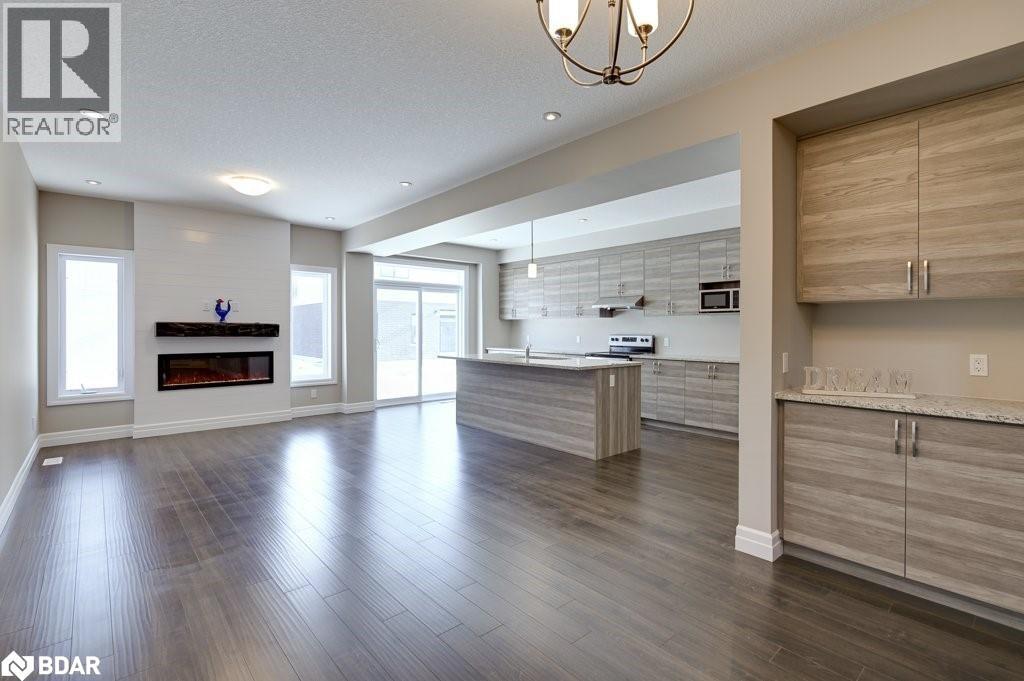 2961 TURNER Crescent