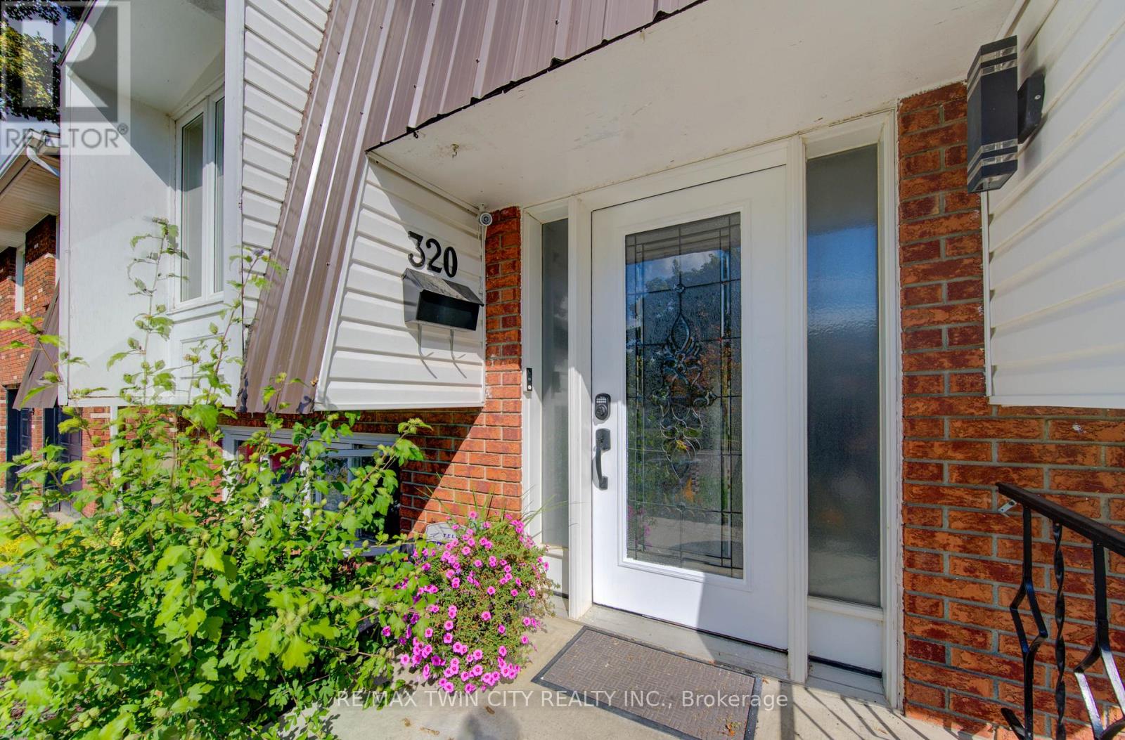 320 COUNTRY HILL DRIVE