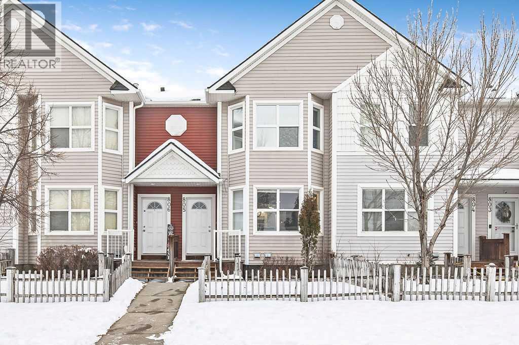 805 Prairie Sound Circle NW