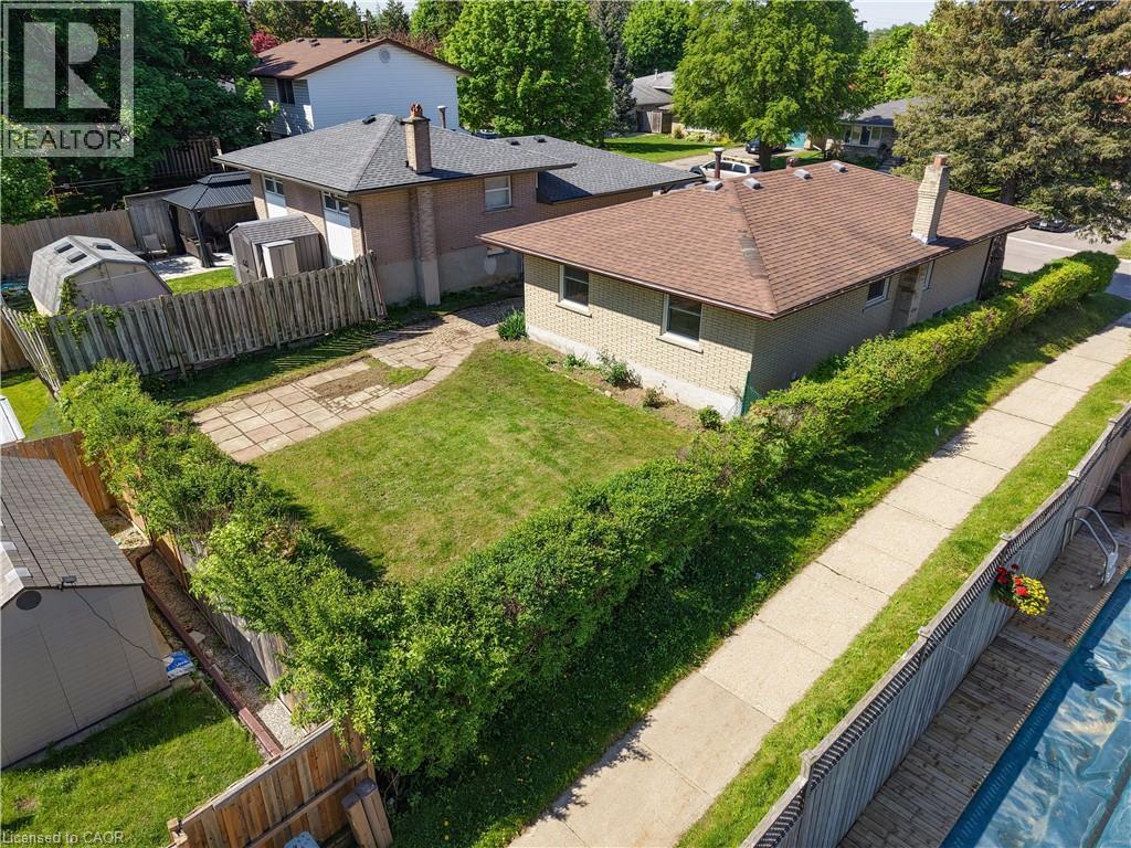 106 KIMBERLY Crescent