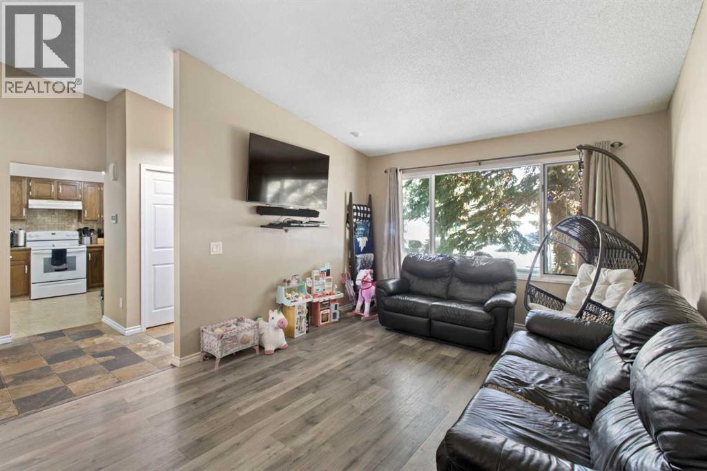 79 Templegreen Drive NE