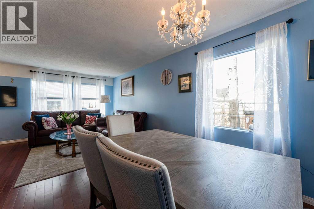 314 Olympia Crescent SE