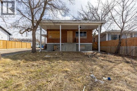 1910 4 Avenue N Lethbridge AB T1H0L8