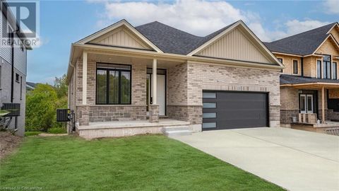 255 LADYSLIPPER Drive Waterloo ON N2V0C3