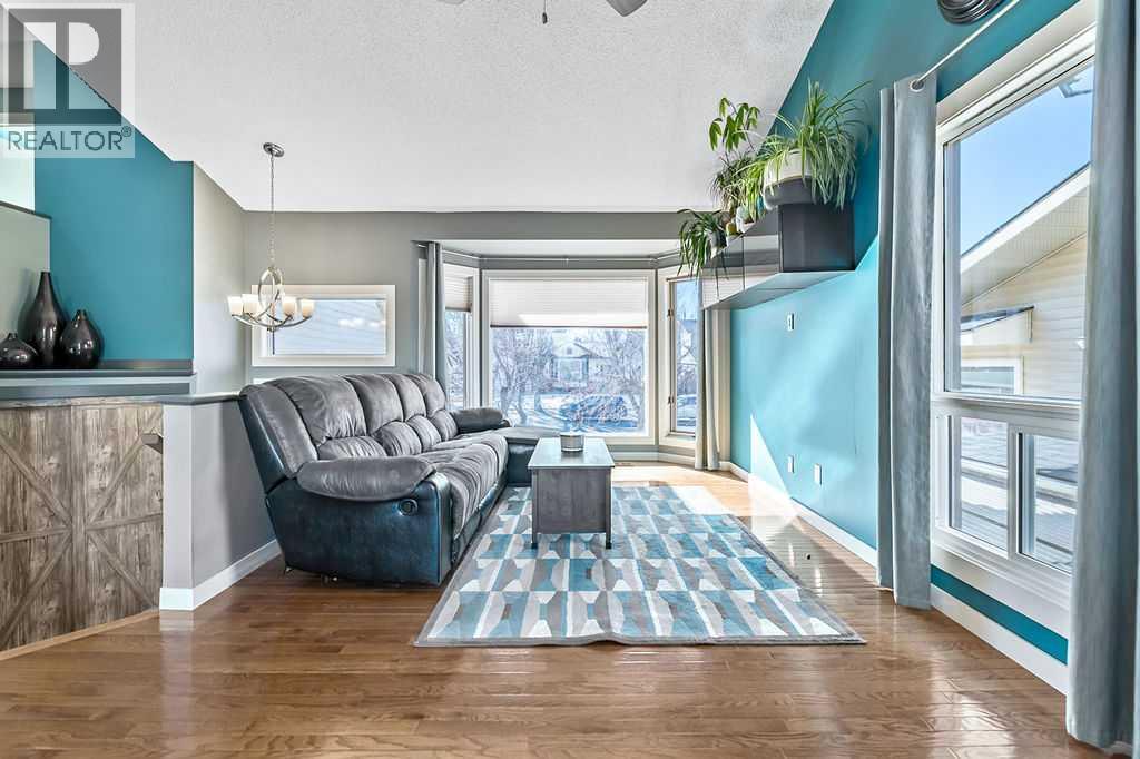 851 Mckenzie Drive SE