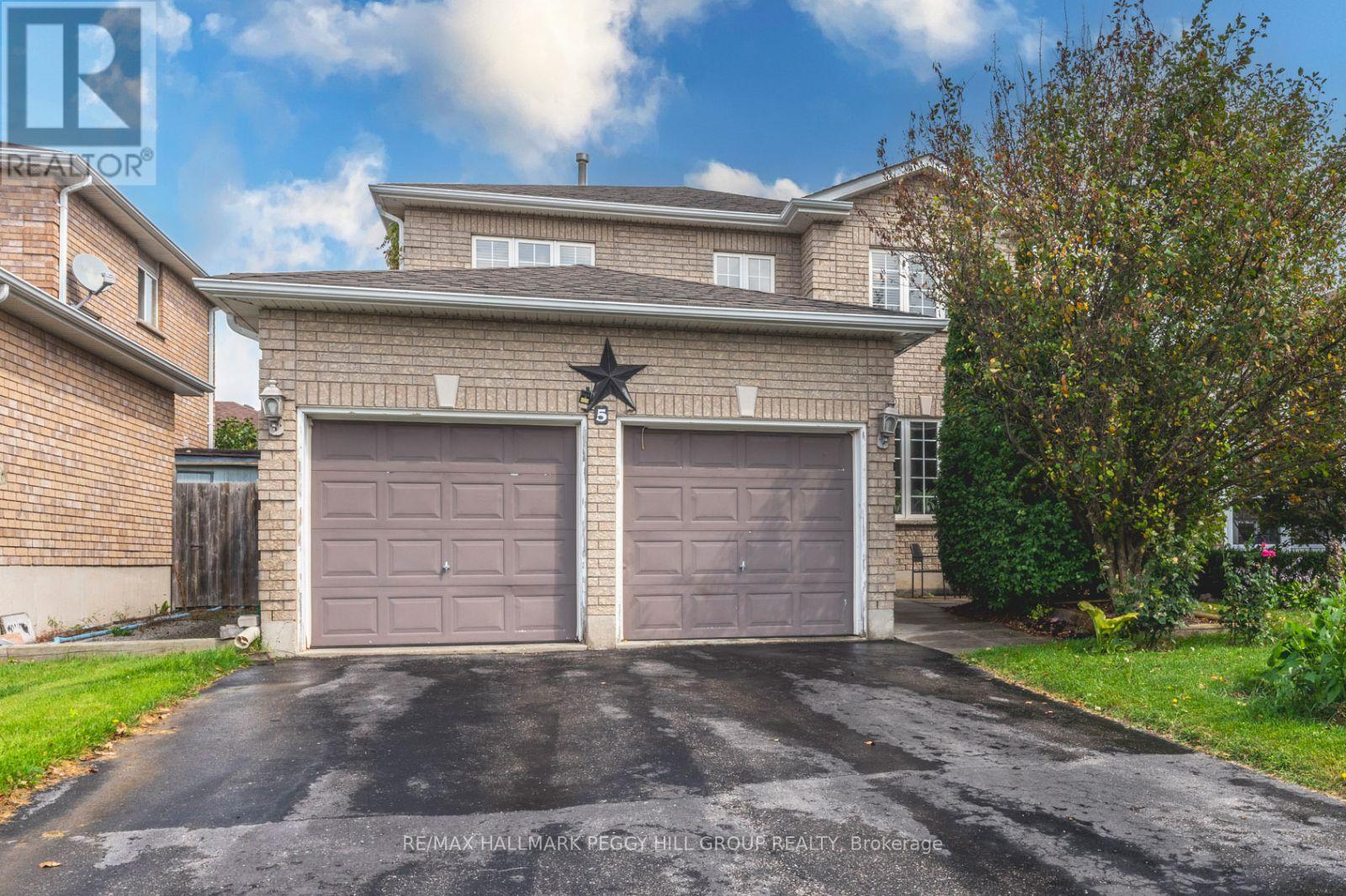 Photo 1 of 8 — 5 Michael Crescent, Barrie, ON L4M6Y9