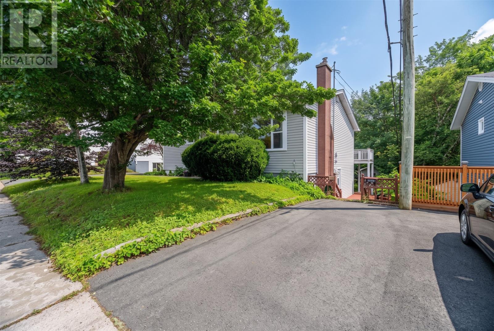 19 Holbrook Avenue