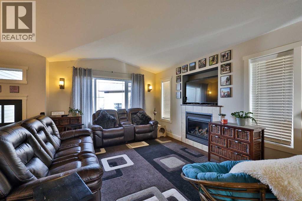 232 Sixmile Common S