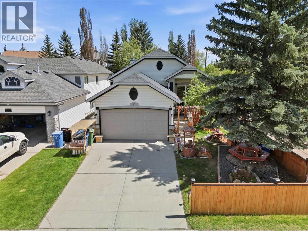 7 Chaparral Road SE